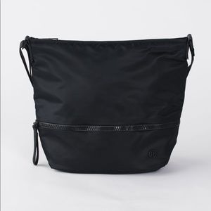 Lululemon Go Lightly Shoulder Bag